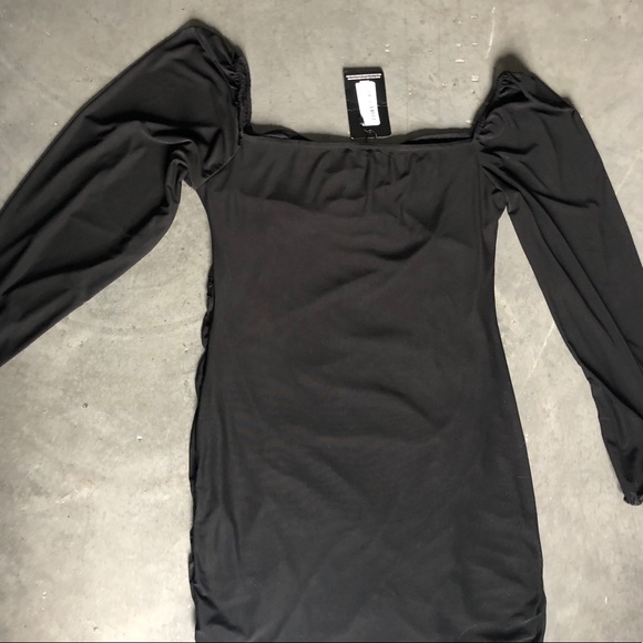 NWT PrettyLittleThing long sleeve bodycon black dress size 12 - Picture 4 of 5